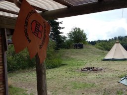 Teltplads ud mod søen